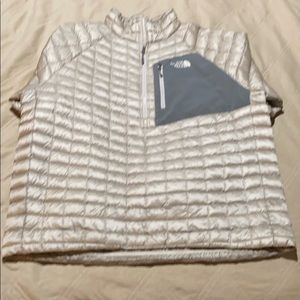 Men’s The North Face pullover
